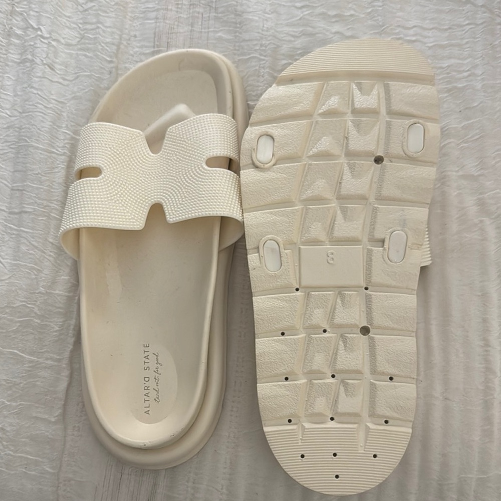 Altar'd State Cream Minimalist Slide Sandals - Picture 2 of 2